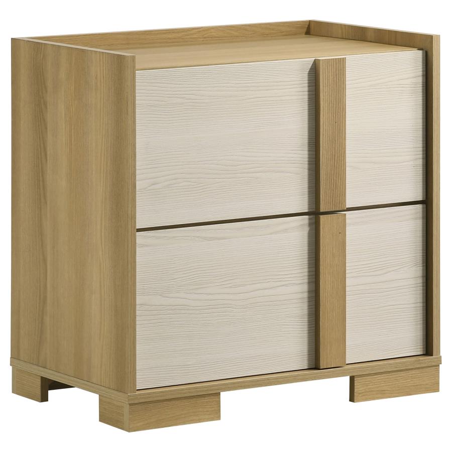 HYLAND 4-PIECE QUEEN BEDROOM SET NATURAL